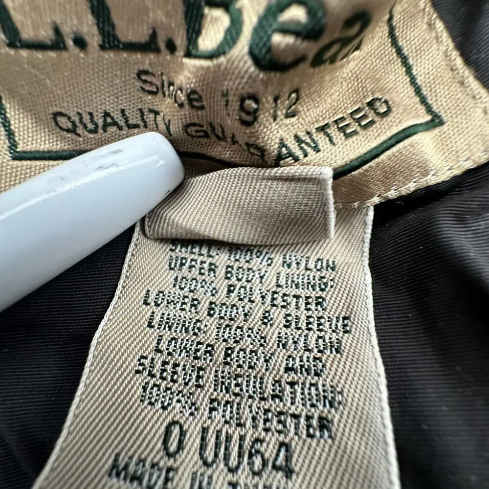LL Bean Mountain Classic Water-Resist Men Large Jacket 0 UU64 PATCHED HOLE
